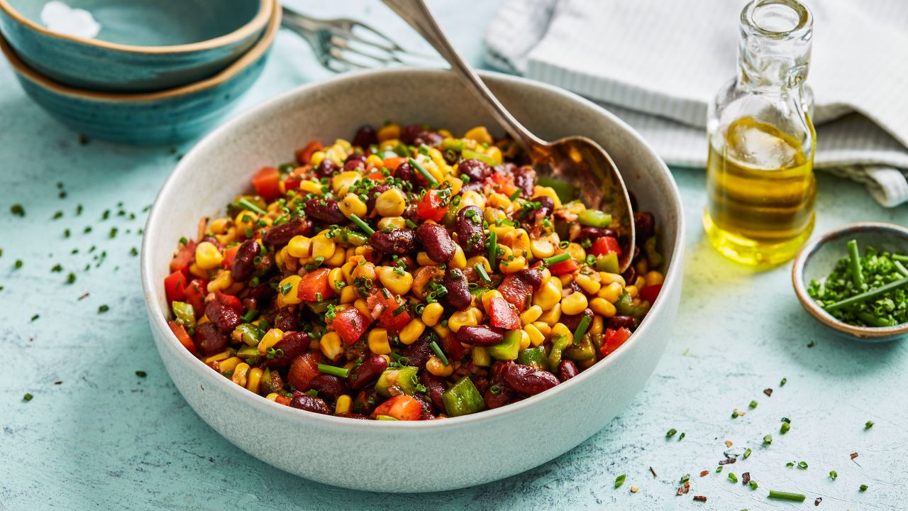 Mais Salat mit Bohnen und Paprika – vegan